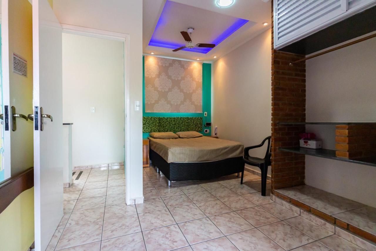O Paraiso Em Peruibe Casa Para Ate 25 Pessoas Esterno foto